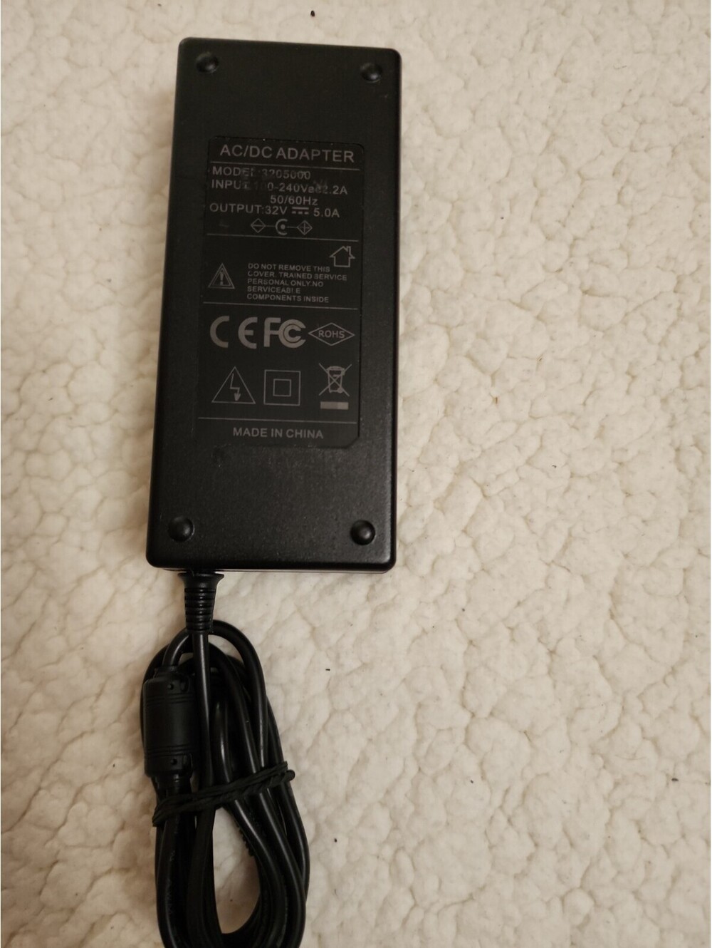 AC/ DC Adapter Model 3205000 Inpl 100-240V 2A China